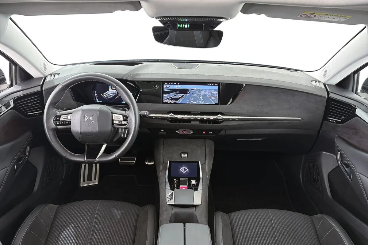 E-Tense Performance Line Panoramadak Camera Climate Control Apple Carplay