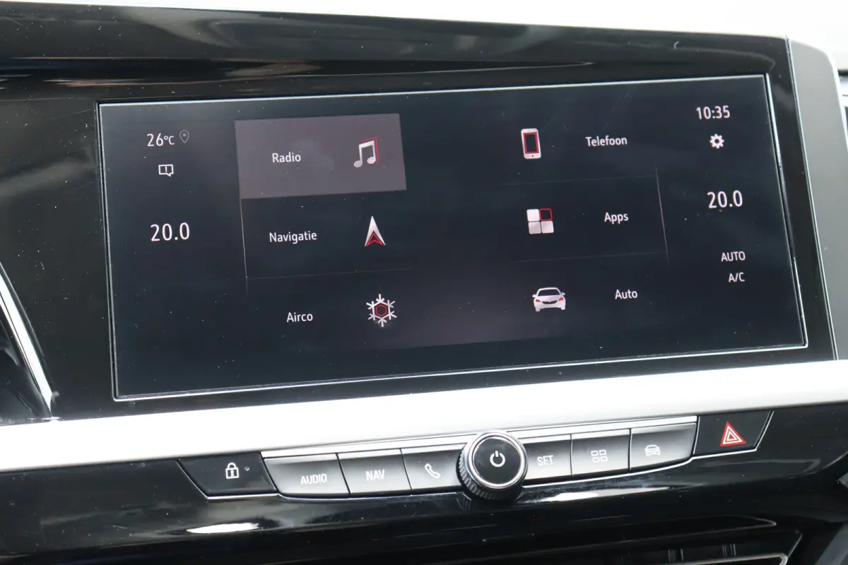 1.2 TURBO 130PK LEVEL 4 GS AUTOMAAT / NAVI / LEDER / CLIMA / LED / PDC / AGR / 18" LMV / CAMERA / WINTERPAKKET / BLUETOOTH / CRUISECONTROL / 1E EIGENAAR / NIEUWSTAAT !!