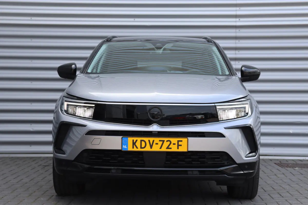 1.2 TURBO 130PK LEVEL 4 GS AUTOMAAT / NAVI / LEDER / CLIMA / LED / PDC / AGR / 18" LMV / CAMERA / WINTERPAKKET / BLUETOOTH / CRUISECONTROL / 1E EIGENAAR / NIEUWSTAAT !!