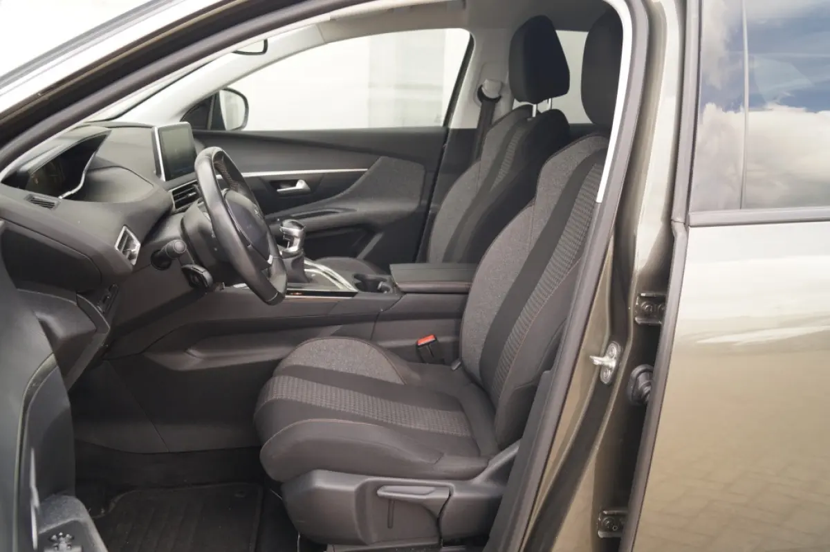 1.5 BlueHDi 130pk Executive -NAVI-ECC-PDC-