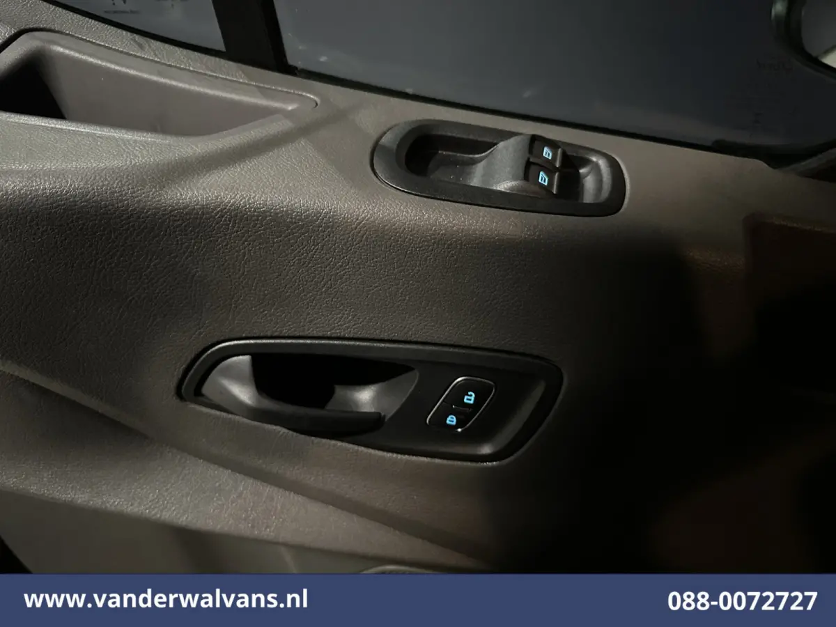 2.0 TDCI 160pk Bakwagen Laadklep Euro6 Airco | 1040kg laadvermogen | Cruisecontrol | Verwarmde Voorruit Bijrijdersbank
