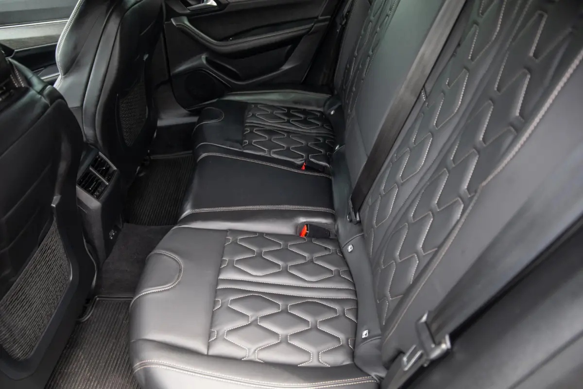 1.6 PureTech Blue Lease GT PANORAMA DAK / LEDER / DEALER ONDERHOUDEN / LED