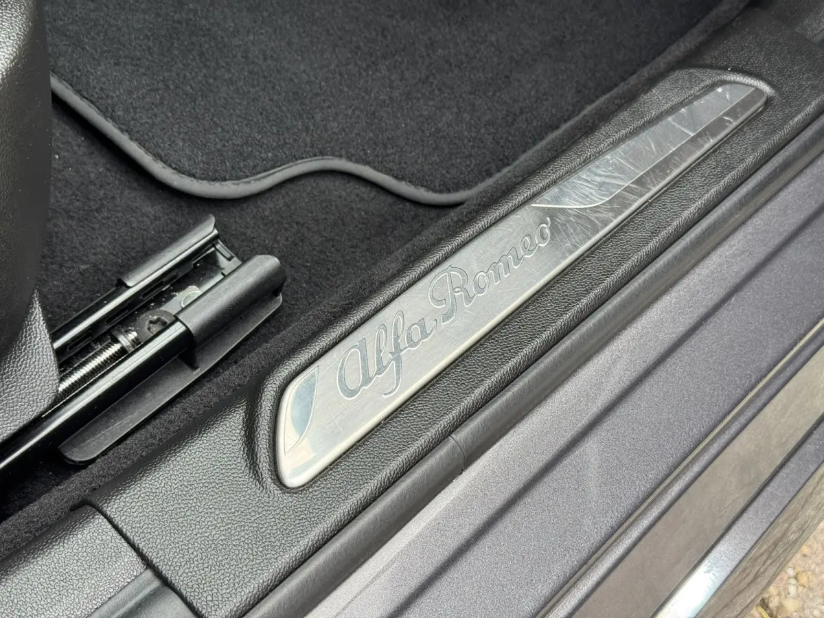 2.0T Sprint Leder elektrisch+verwarmd Stuurverw Camera Carplay