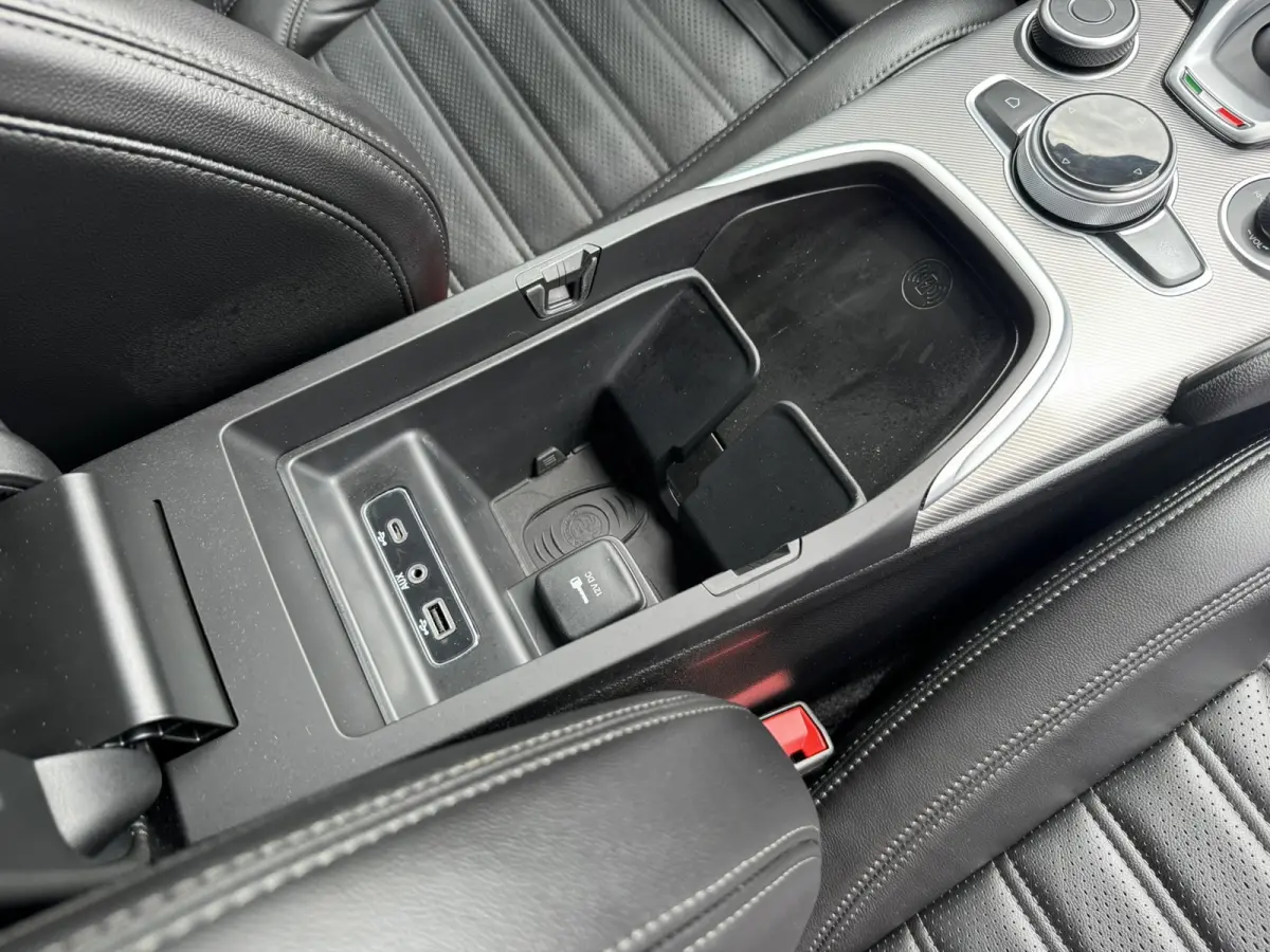 2.0T Sprint Leder elektrisch+verwarmd Stuurverw Camera Carplay