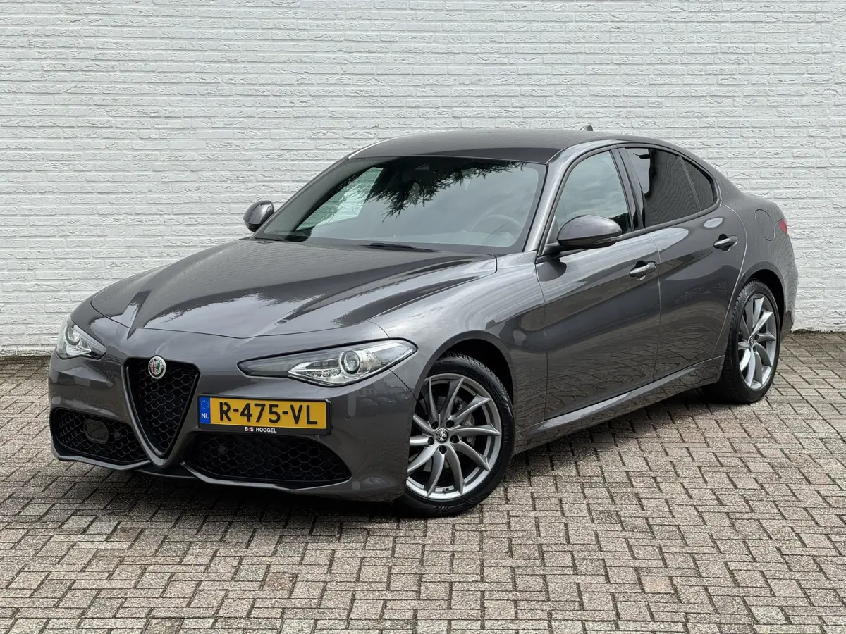 2.0T Sprint Leder elektrisch+verwarmd Stuurverw Camera Carplay