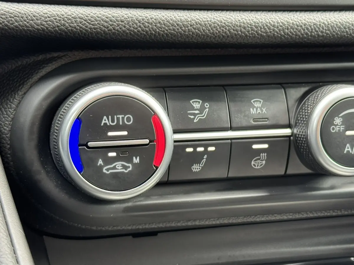 2.0T Sprint Leder elektrisch+verwarmd Stuurverw Camera Carplay