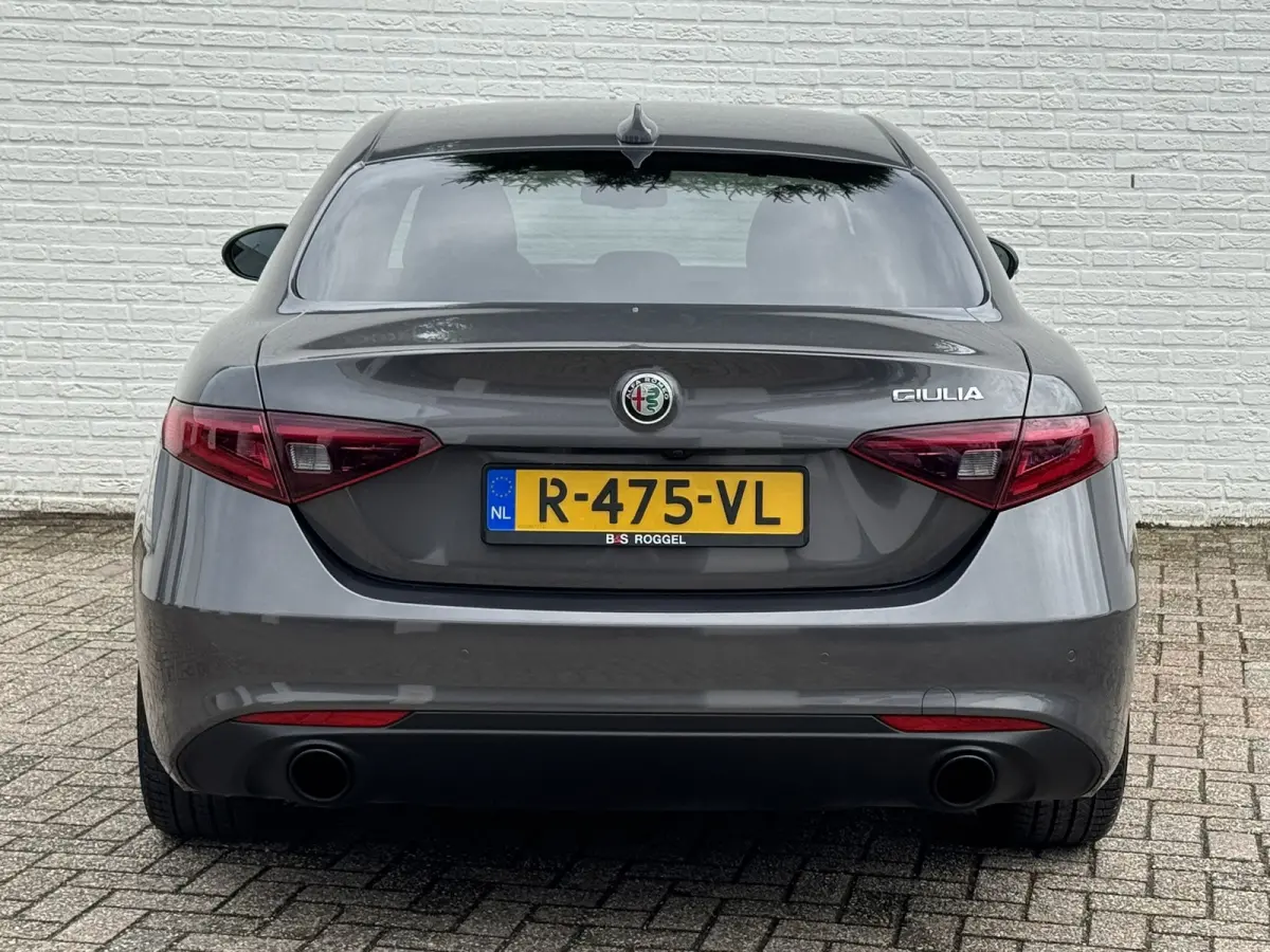 2.0T Sprint Leder elektrisch+verwarmd Stuurverw Camera Carplay