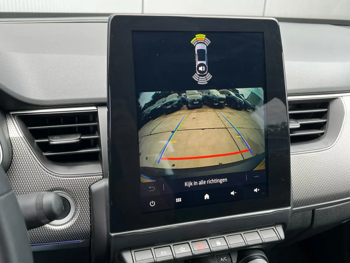 1.6 E-Tech full hybrid 145 techno Facelift| Camera | Climate Control | Dodehoek Detectie | Full LED | Navigatie |
