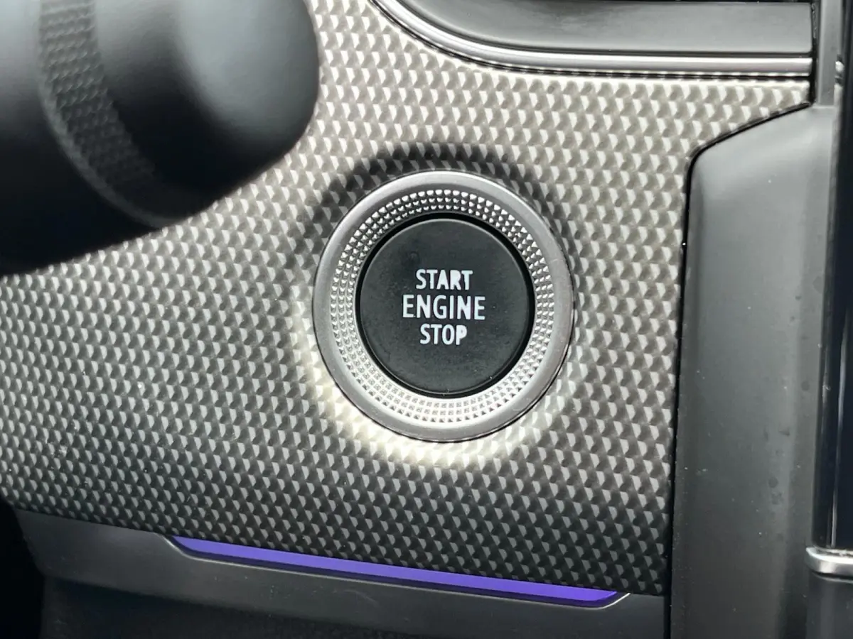 1.6 E-Tech full hybrid 145 techno Facelift| Camera | Climate Control | Dodehoek Detectie | Full LED | Navigatie |