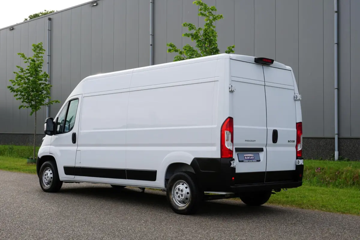 2.2 BlueHDi 140 L3H2 3.5t in Topstaat |Camera |Cruise |Carplay |Android auto |Airco |Betimmering |1e eigenaar |Lage KM-stand |EURO6D |BPM vrij voor ondernemers |Mooie camperbasis