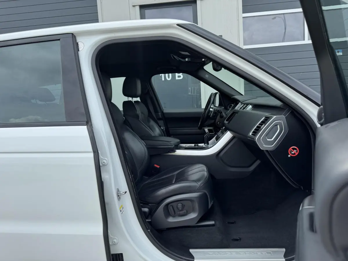3.0 SDV6 2017 HSE Dynamic