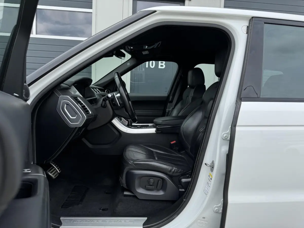 3.0 SDV6 2017 HSE Dynamic