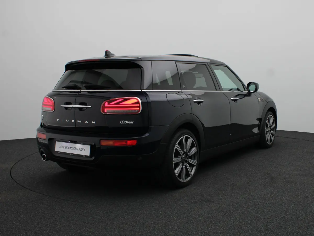 Cooper Richmond Park Edition + Panoramadak + Stoelverwarming + Park Assistant + Harman Kardon + 18''
