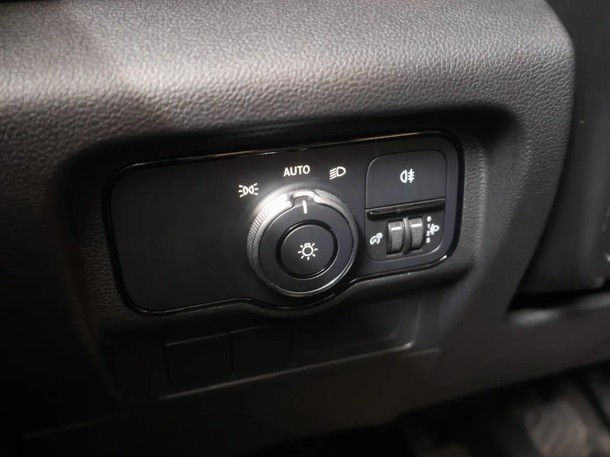 110 CDI L1 | 95 PK | Parkeercamera | Airco | Parkeercamera | 2-zits | Cruise Control | Certified