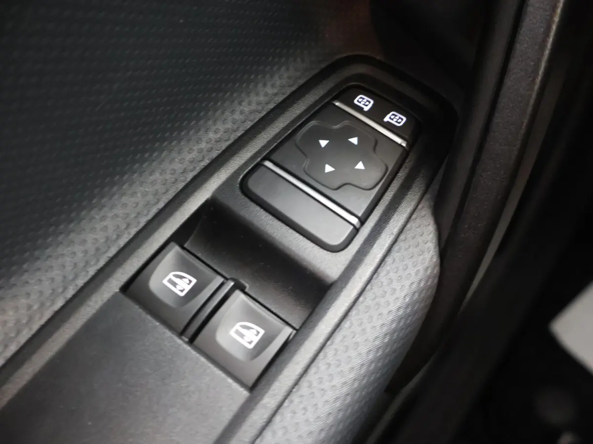 110 CDI L1 | 95 PK | Parkeercamera | Airco | Parkeercamera | 2-zits | Cruise Control | Certified
