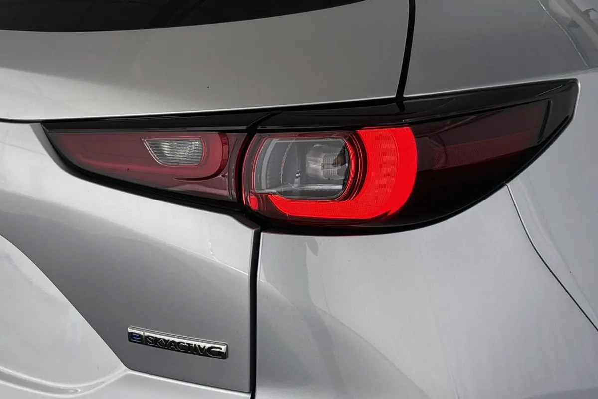 2.0 e-SkyActiv-G M Hybrid 165 Advantage Stuur/Stoelverwarming Trekhaak Head-Up Navi Dodehoek