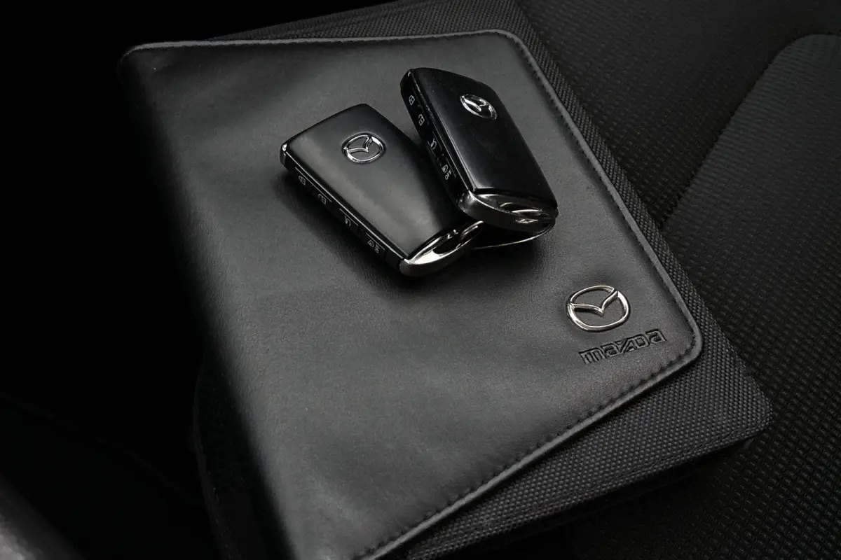 2.0 e-SkyActiv-G M Hybrid 165 Advantage Stuur/Stoelverwarming Trekhaak Head-Up Navi Dodehoek