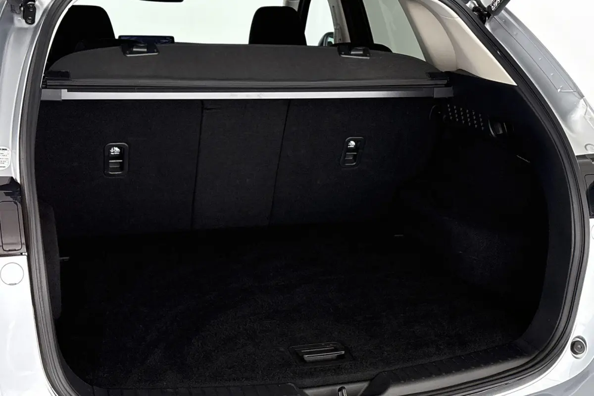 2.0 e-SkyActiv-G M Hybrid 165 Advantage Stuur/Stoelverwarming Trekhaak Head-Up Navi Dodehoek