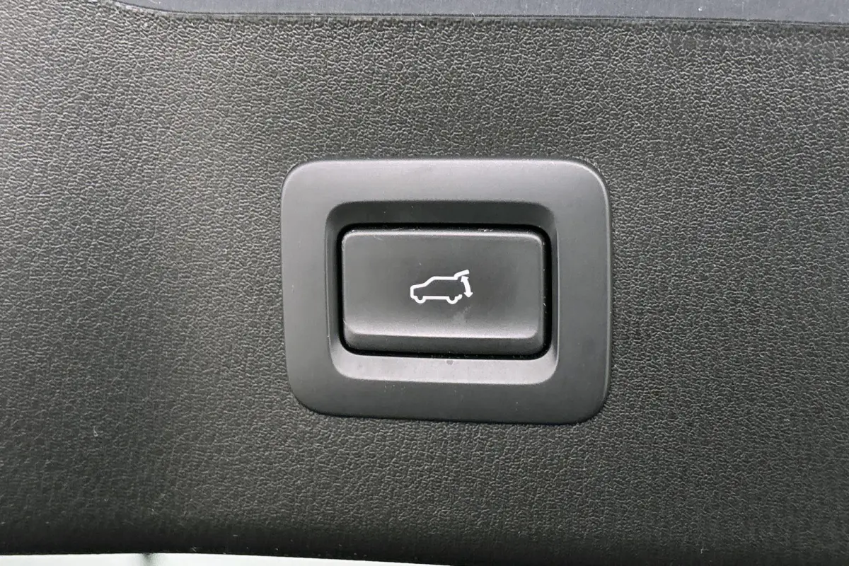 2.0 e-SkyActiv-G M Hybrid 165 Advantage Stuur/Stoelverwarming Trekhaak Head-Up Navi Dodehoek