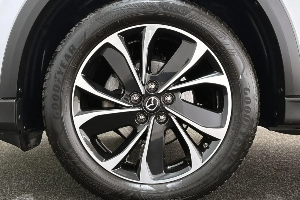 2.0 e-SkyActiv-G M Hybrid 165 Advantage Stuur/Stoelverwarming Trekhaak Head-Up Navi Dodehoek