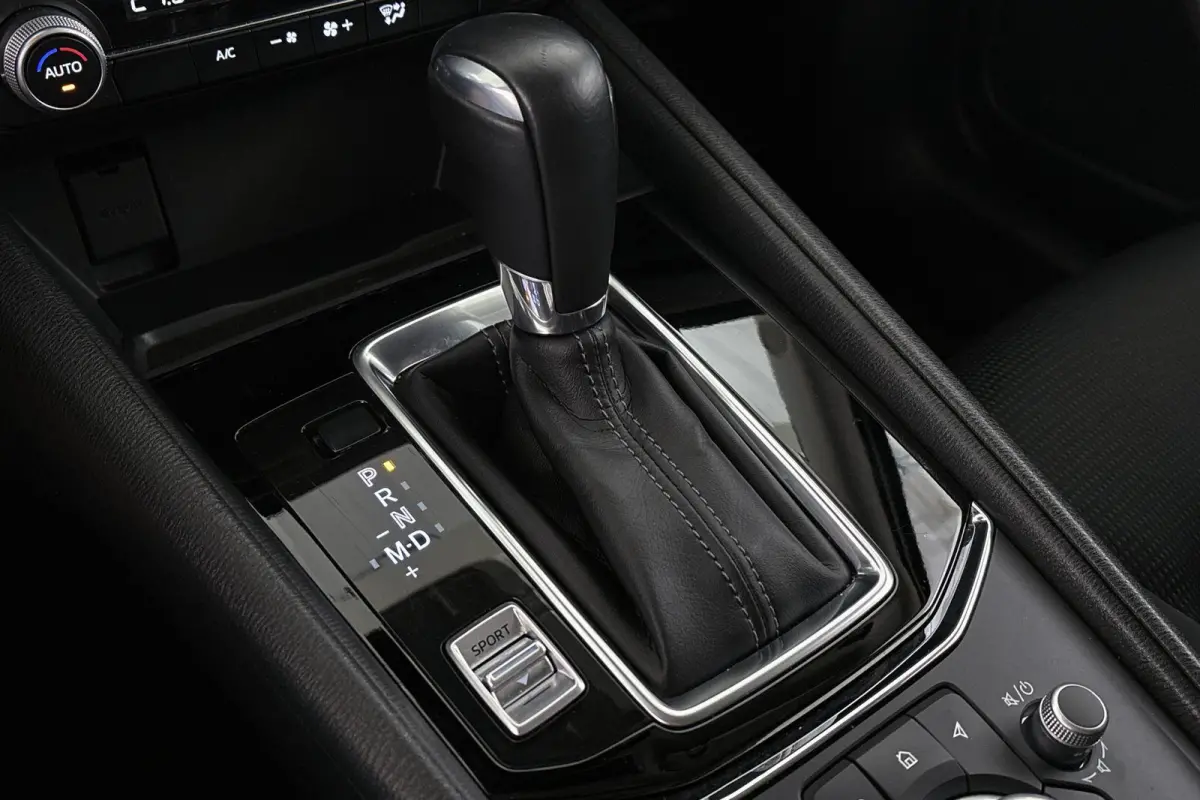 2.0 e-SkyActiv-G M Hybrid 165 Advantage Stuur/Stoelverwarming Trekhaak Head-Up Navi Dodehoek