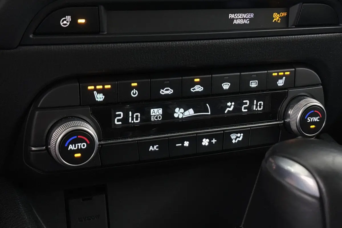 2.0 e-SkyActiv-G M Hybrid 165 Advantage Stuur/Stoelverwarming Trekhaak Head-Up Navi Dodehoek