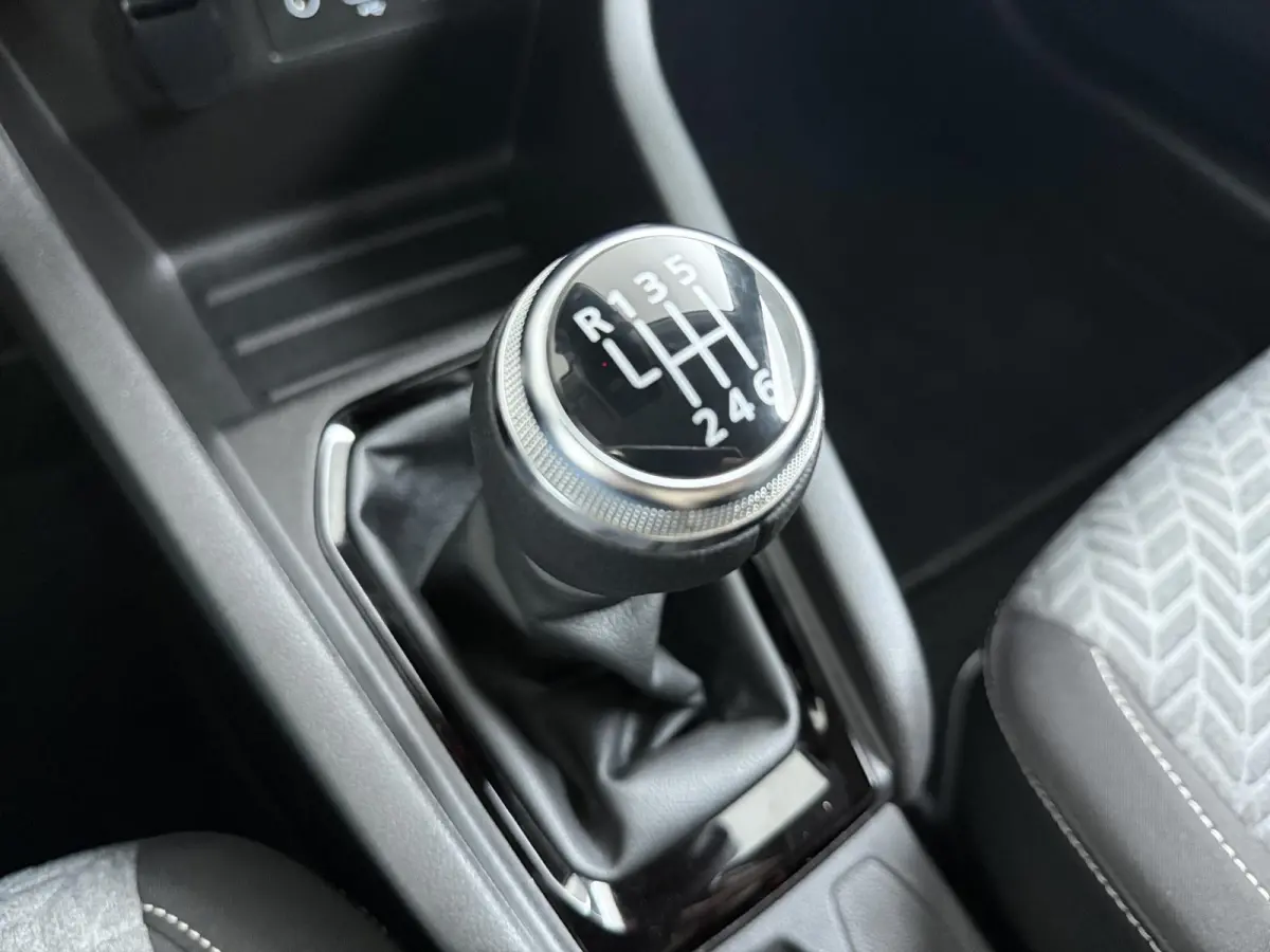 TCe 90 GPF Evolution | Navigatie | Parkeersensoren | Lichtmetalen velgen |