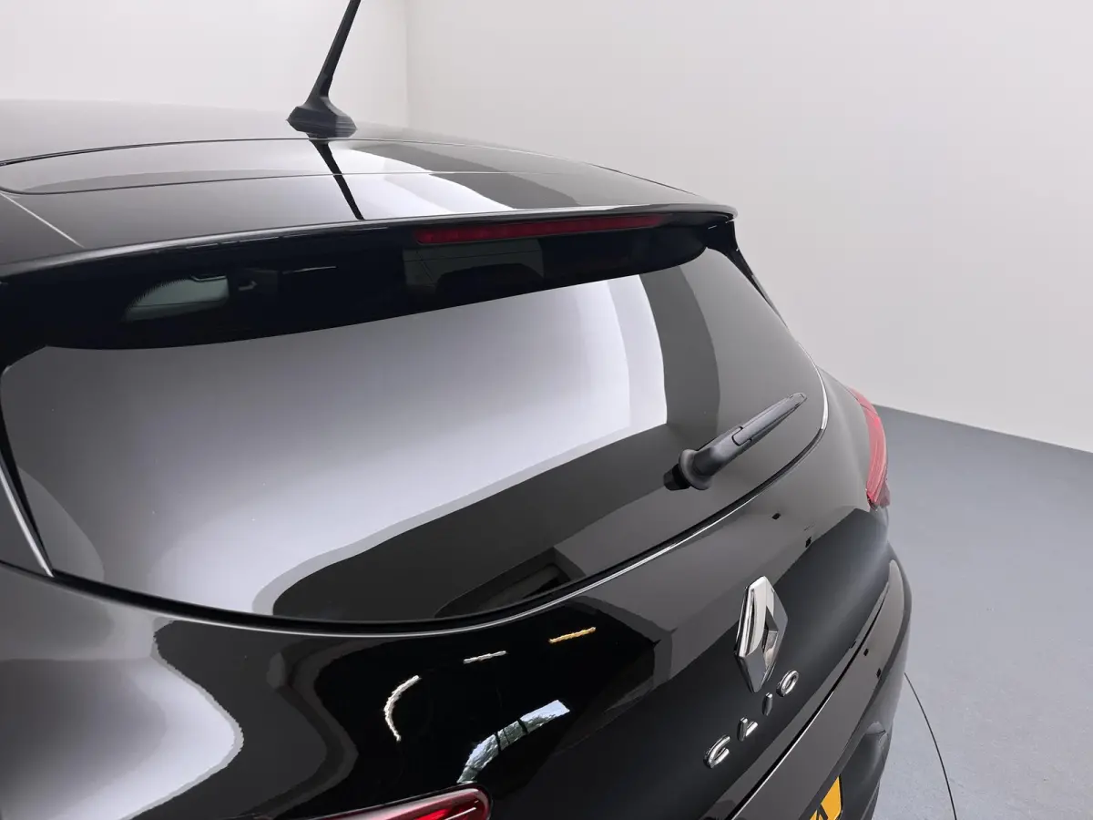 TCe 90 GPF Evolution | Navigatie | Parkeersensoren | Lichtmetalen velgen |