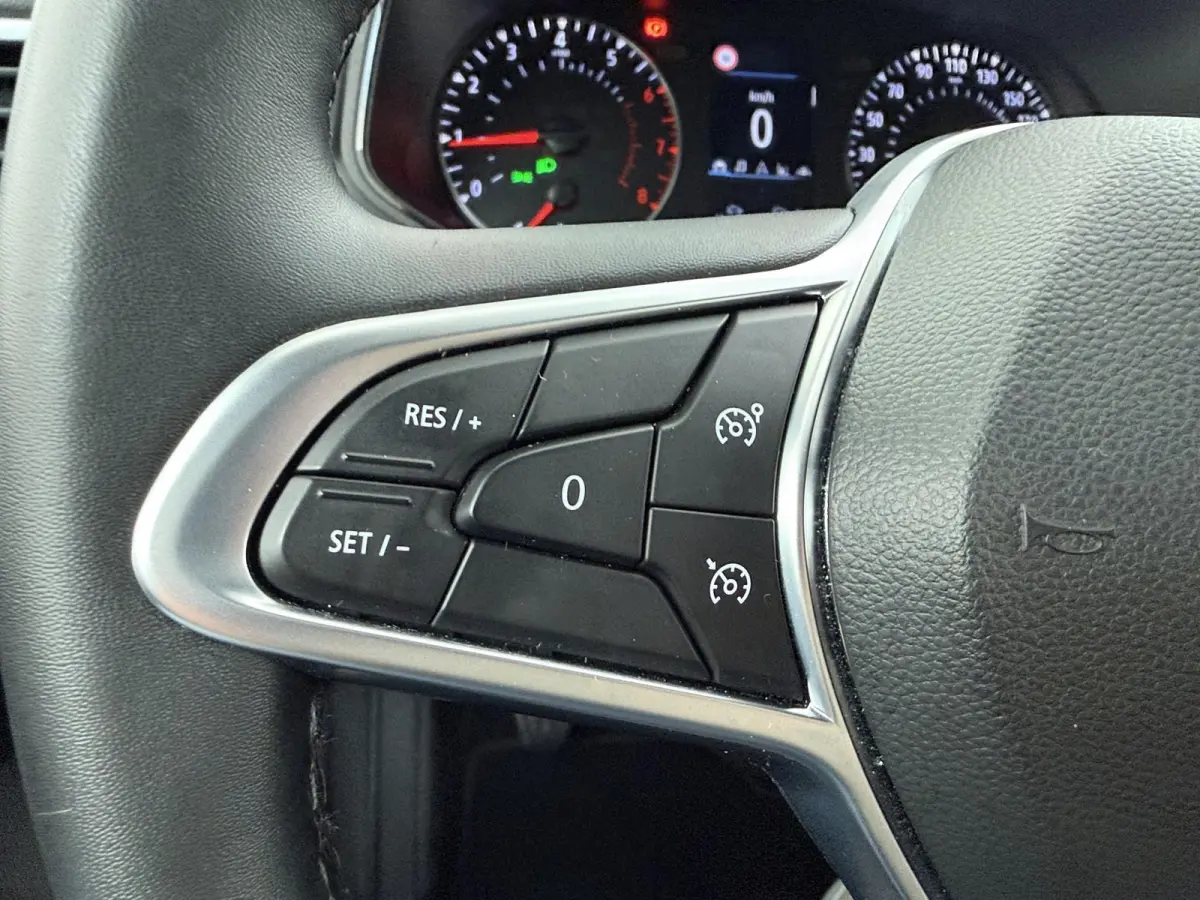 TCe 90 GPF Evolution | Navigatie | Parkeersensoren | Lichtmetalen velgen |