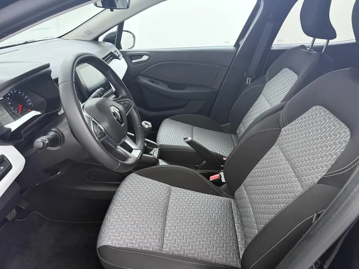 TCe 90 GPF Evolution | Navigatie | Parkeersensoren | Lichtmetalen velgen |