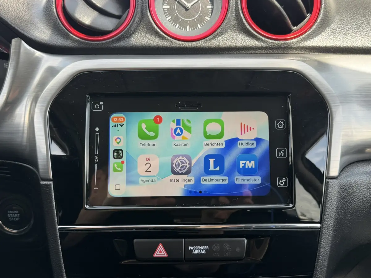 1.4 S Trekhaak Camera Pdc v+a Adaptieve cruise Keyless Navigatie Verwarmde stoelen