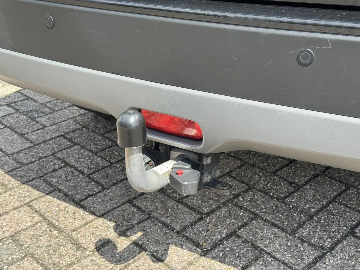 1.4 S Trekhaak Camera Pdc v+a Adaptieve cruise Keyless Navigatie Verwarmde stoelen