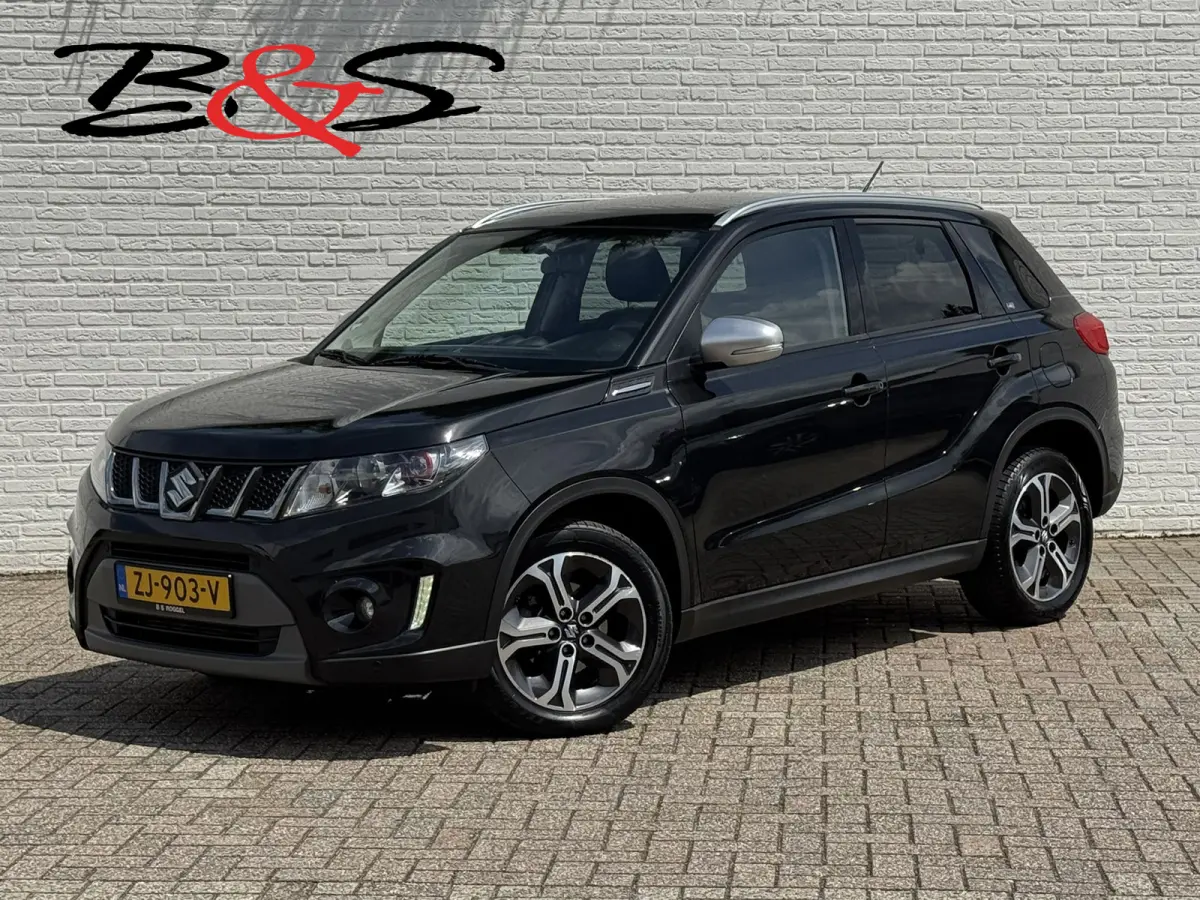 1.4 S Trekhaak Camera Pdc v+a Adaptieve cruise Keyless Navigatie Verwarmde stoelen