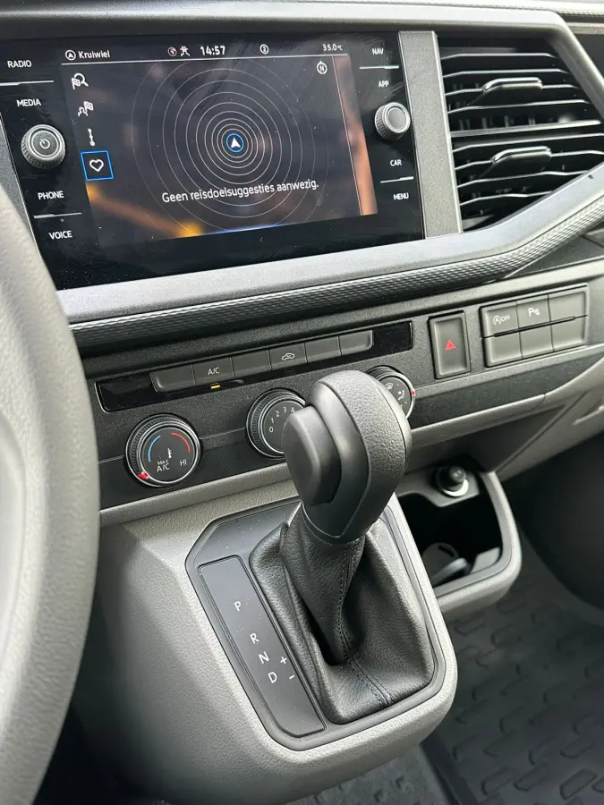 2.0 TDI L2H1 28 > Complete inrichting (Sortimo) en BPM Vrij!/camera/automaat/150pk....