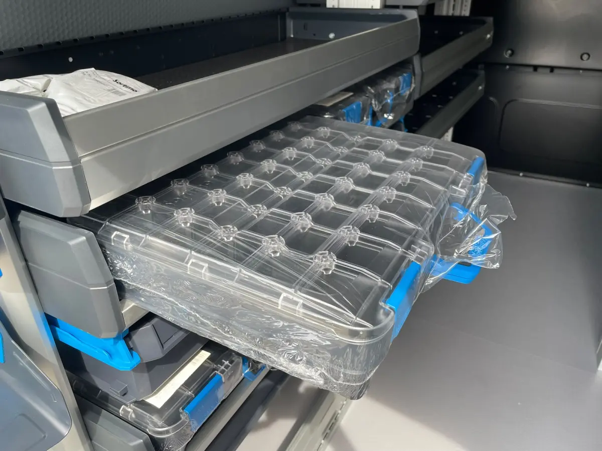 2.0 TDI L2H1 28 > Complete inrichting (Sortimo) en BPM Vrij!/camera/automaat/150pk....