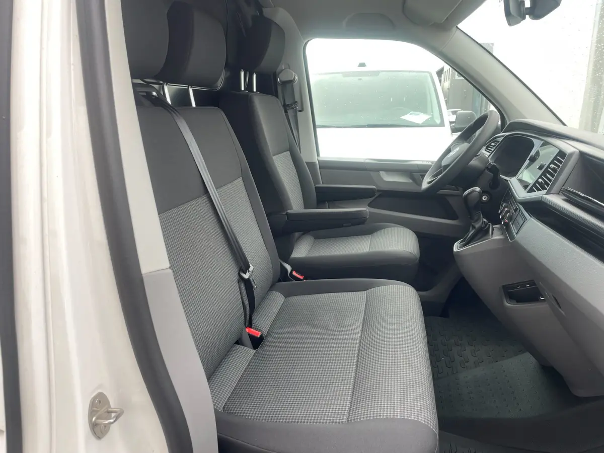 2.0 TDI L2H1 28 > Complete inrichting (Sortimo) en BPM Vrij!/camera/automaat/150pk....