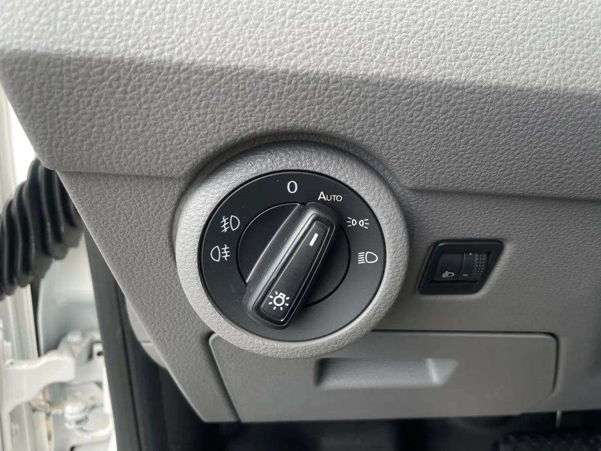 2.0 TDI L2H1 28 > Complete inrichting (Sortimo) en BPM Vrij!/camera/automaat/150pk....