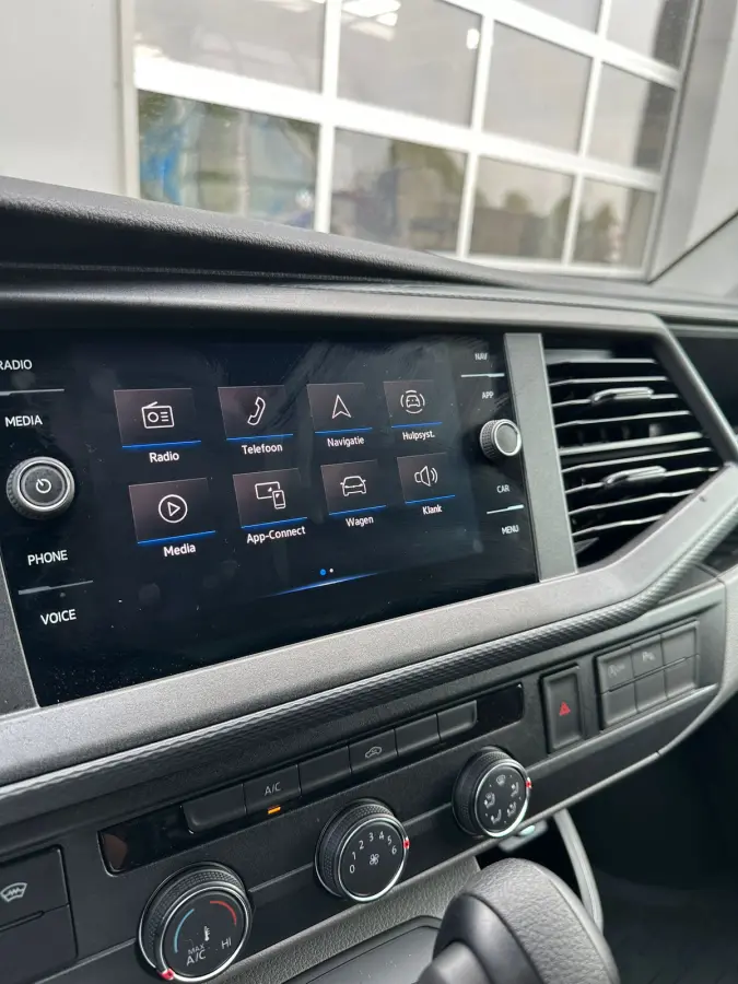 2.0 TDI L2H1 28 > Complete inrichting (Sortimo) en BPM Vrij!/camera/automaat/150pk....