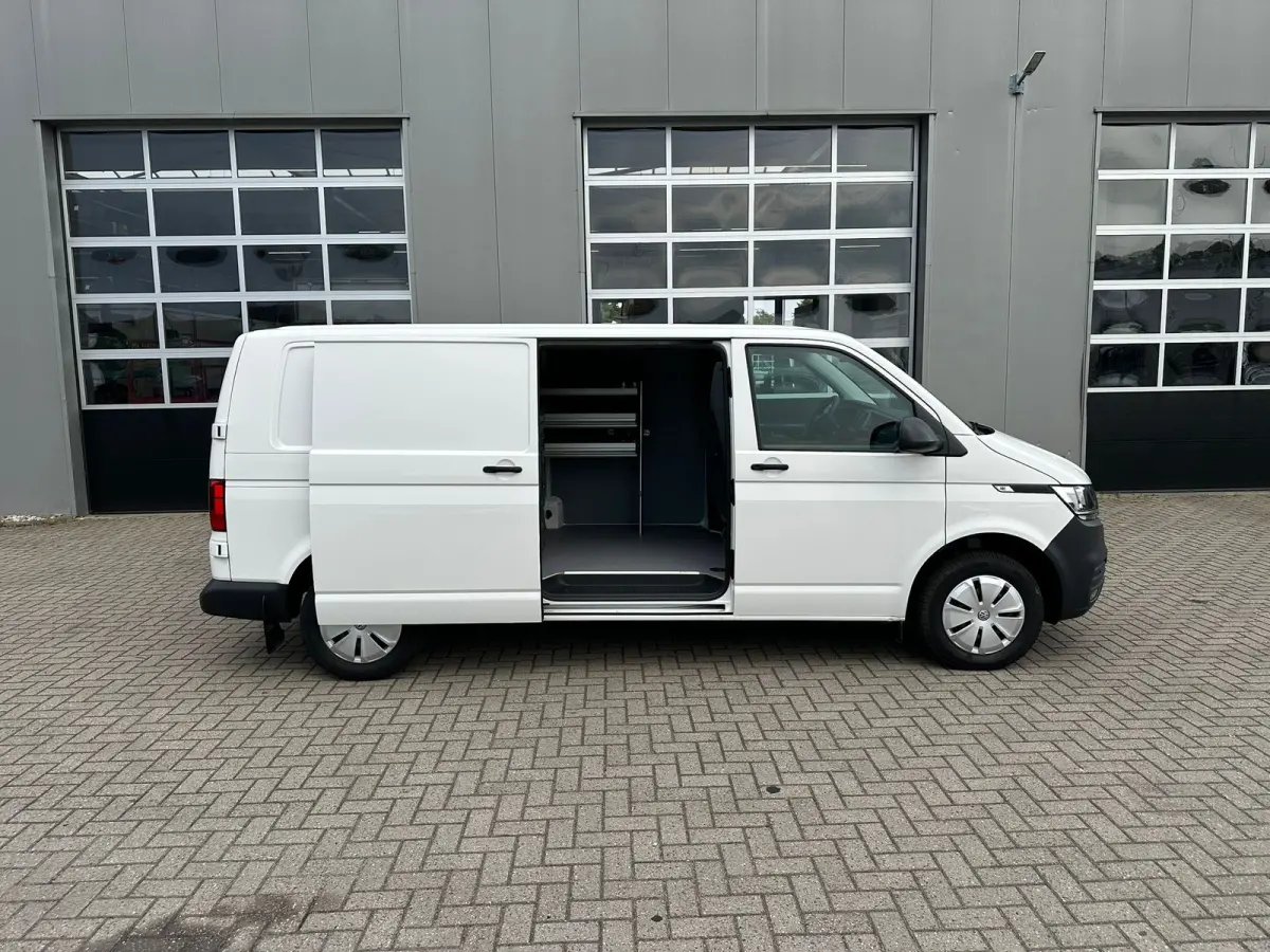 2.0 TDI L2H1 28 > Complete inrichting (Sortimo) en BPM Vrij!/camera/automaat/150pk....