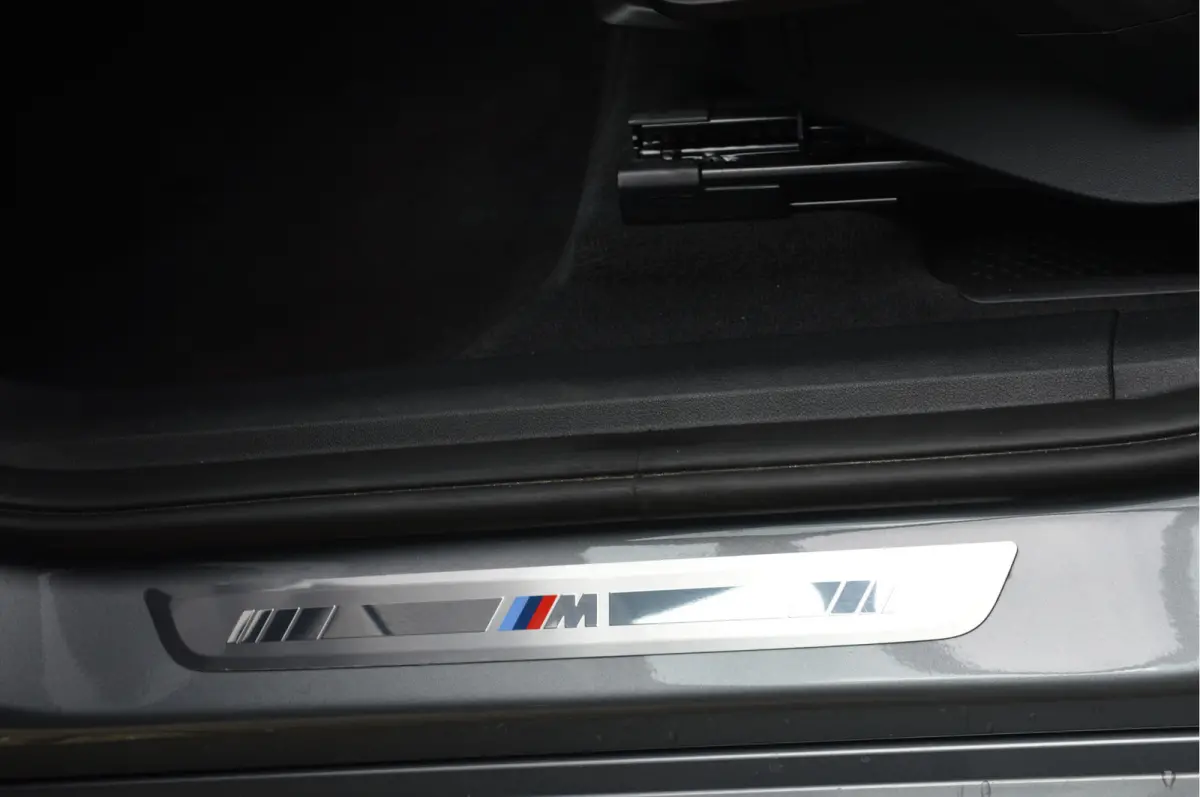 218i | M-PAKKET | CAMERA | ORG. NL |