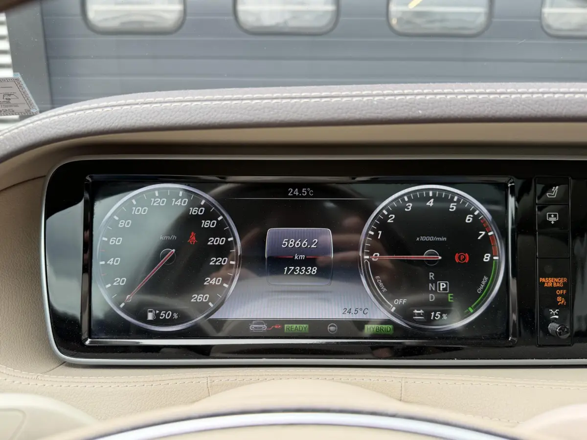 500 PLUG-IN HYBRID Lang Prestige | Panoramadak | Camera | Massage | Stoelventilatie/Verwarming |