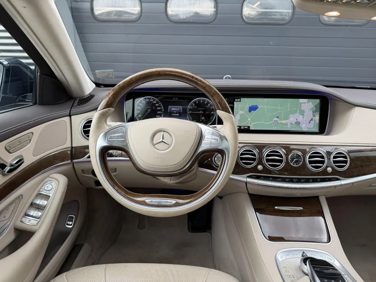 500 PLUG-IN HYBRID Lang Prestige | Panoramadak | Camera | Massage | Stoelventilatie/Verwarming |