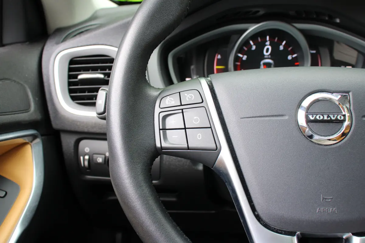 1.5 T3 Polar+ Luxury | NL-AUTO! | DEALER OH! | LEDER | PANODAK | CAMERA | PARK SENS V + A | CRUISE | STOELVERWARMING |
