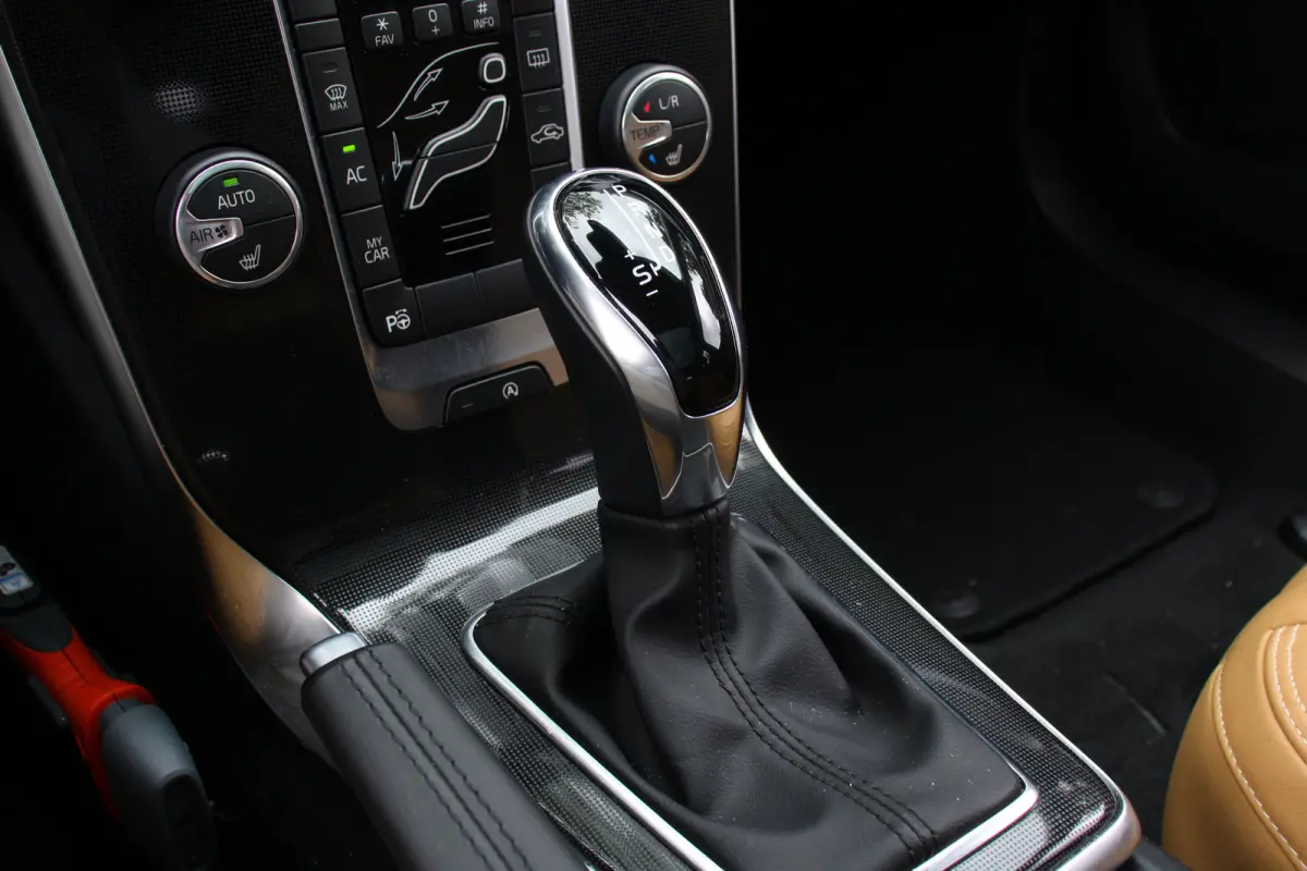 1.5 T3 Polar+ Luxury | NL-AUTO! | DEALER OH! | LEDER | PANODAK | CAMERA | PARK SENS V + A | CRUISE | STOELVERWARMING |