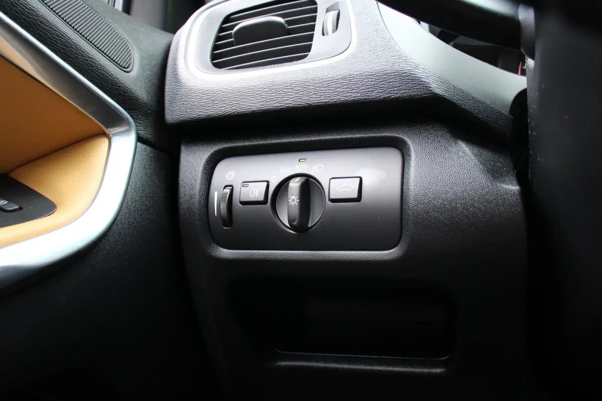 1.5 T3 Polar+ Luxury | NL-AUTO! | DEALER OH! | LEDER | PANODAK | CAMERA | PARK SENS V + A | CRUISE | STOELVERWARMING |