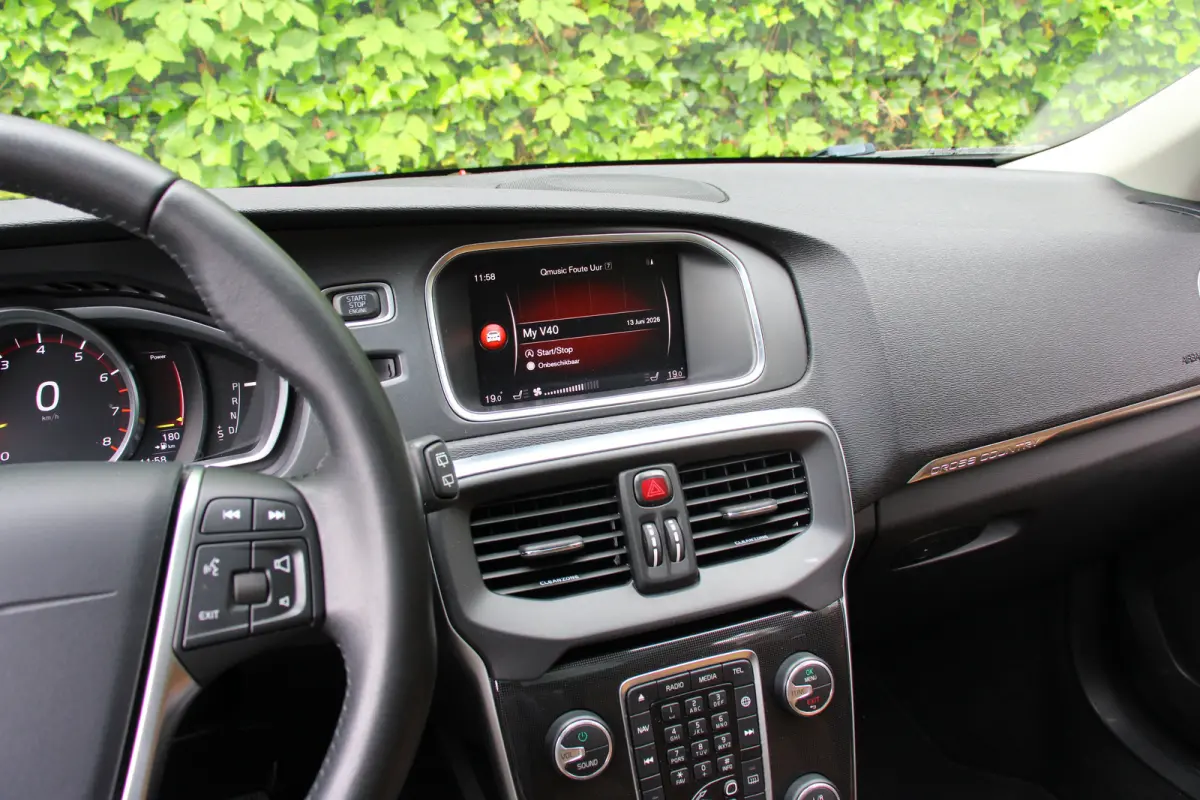 1.5 T3 Polar+ Luxury | NL-AUTO! | DEALER OH! | LEDER | PANODAK | CAMERA | PARK SENS V + A | CRUISE | STOELVERWARMING |