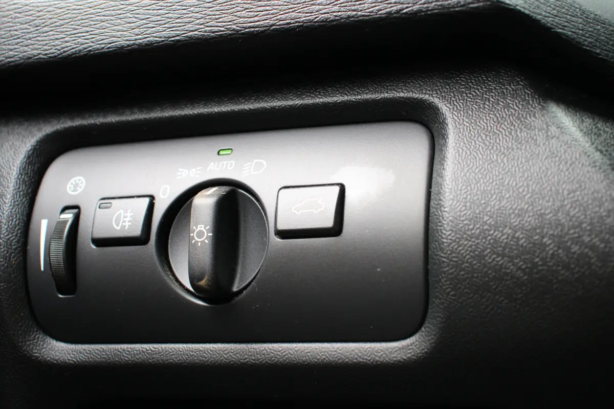 1.5 T3 Polar+ Luxury | NL-AUTO! | DEALER OH! | LEDER | PANODAK | CAMERA | PARK SENS V + A | CRUISE | STOELVERWARMING |
