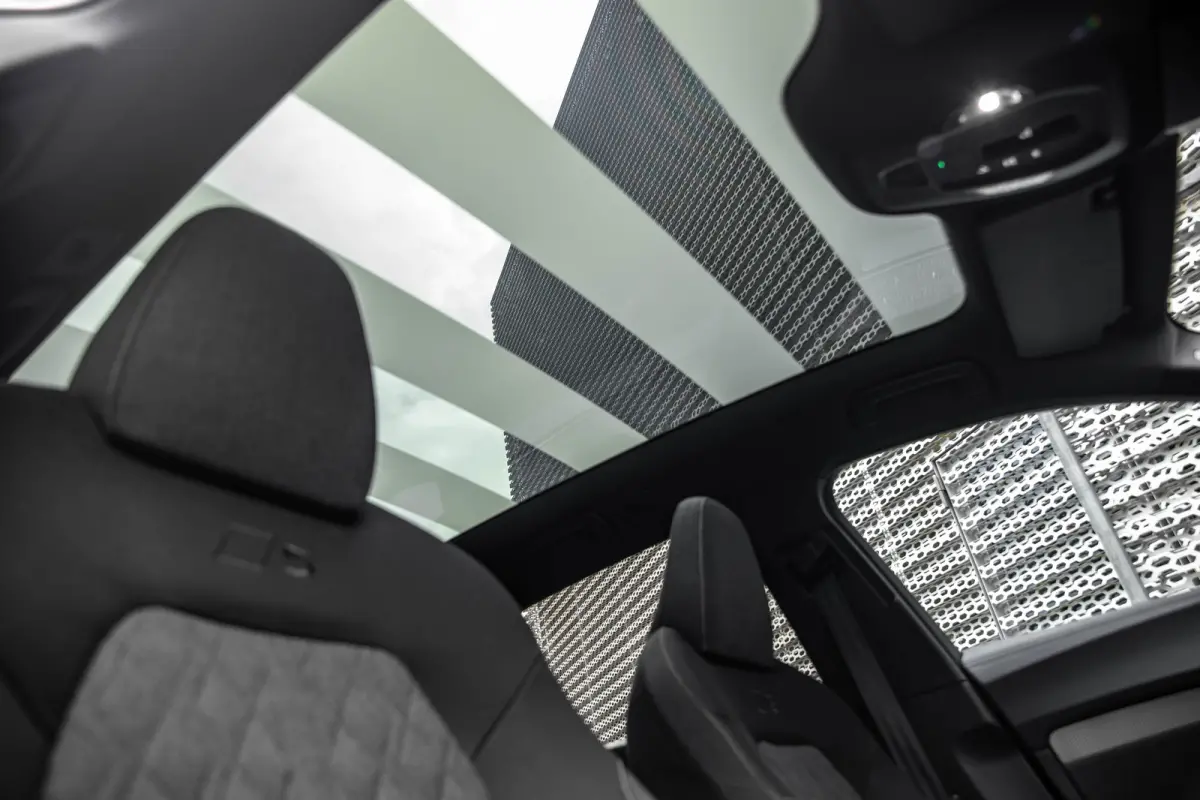 Avant 2.0 quattro S edition | Panoramadak | Camera