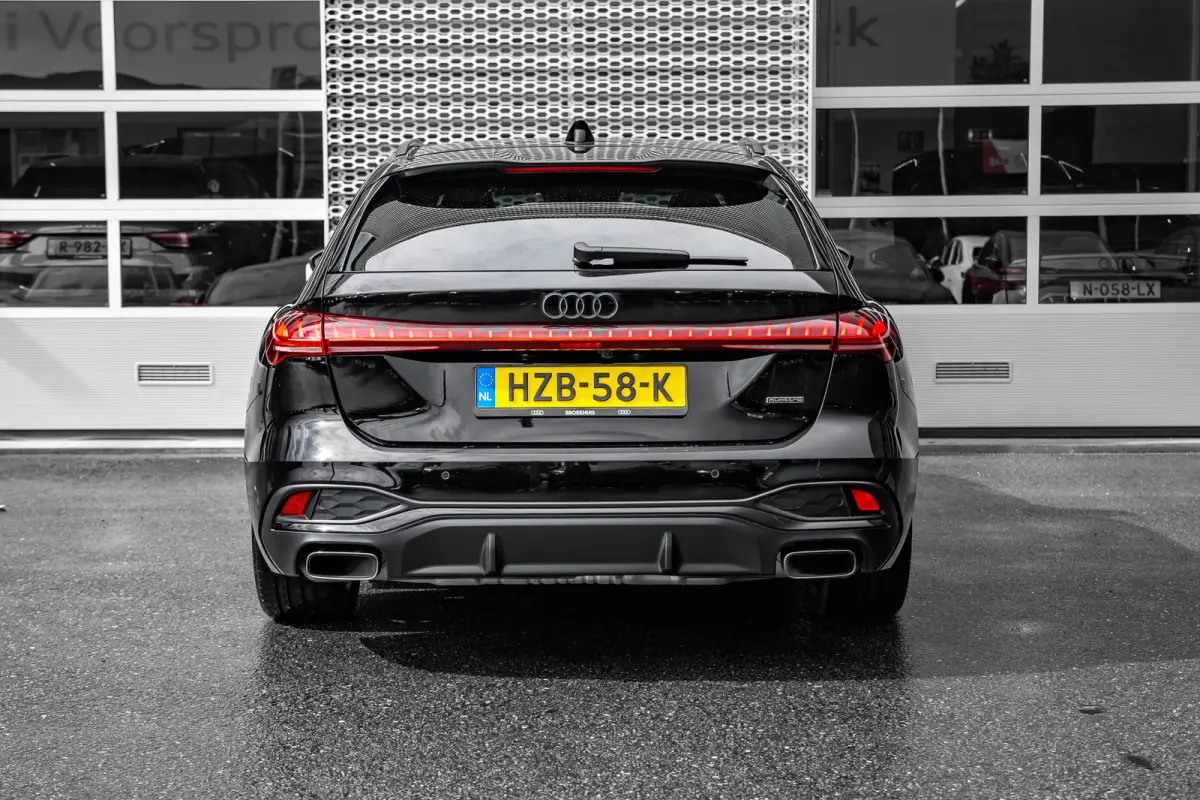 Avant 2.0 quattro S edition | Panoramadak | Camera