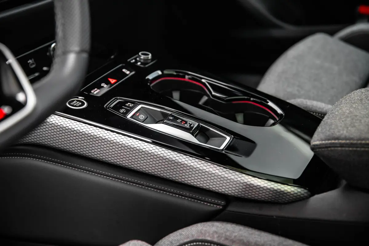 Avant 2.0 quattro S edition | Panoramadak | Camera